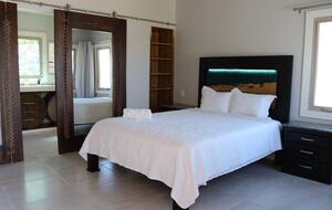 Private Waterfront Retreat with Contemporary Charm - Mulegé Municipality, Mexico