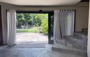 Mokulua Views & Modern Comfort in Coastal Paradise - Kailua, Hawaii