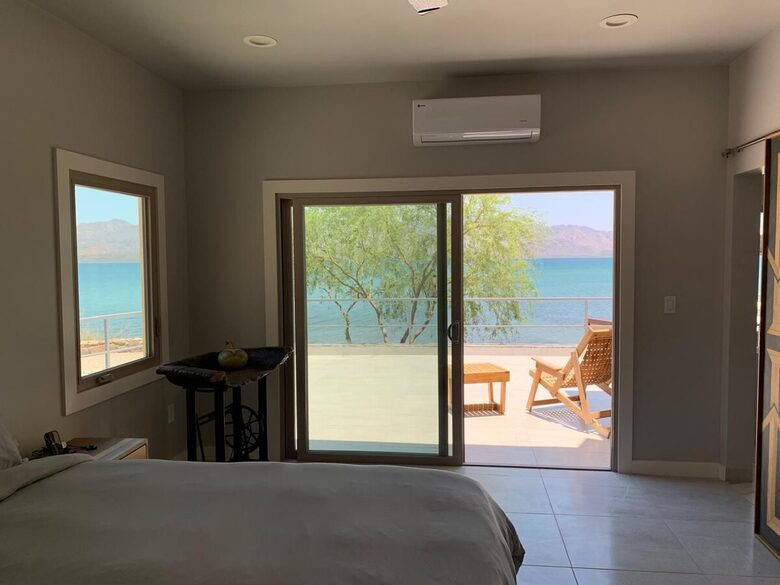 Private Waterfront Retreat with Contemporary Charm - Mulegé Municipality, Mexico