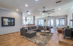 Refined Escape on Lake Lewisville - Oak Point, Texas