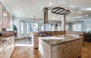 Refined Escape on Lake Lewisville - Oak Point, Texas