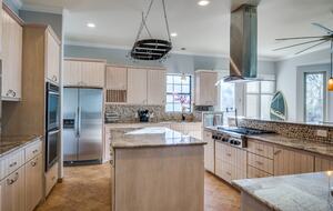 Refined Escape on Lake Lewisville - Oak Point, Texas