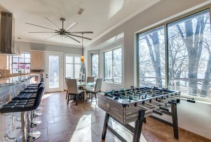 Refined Escape on Lake Lewisville - Oak Point, Texas