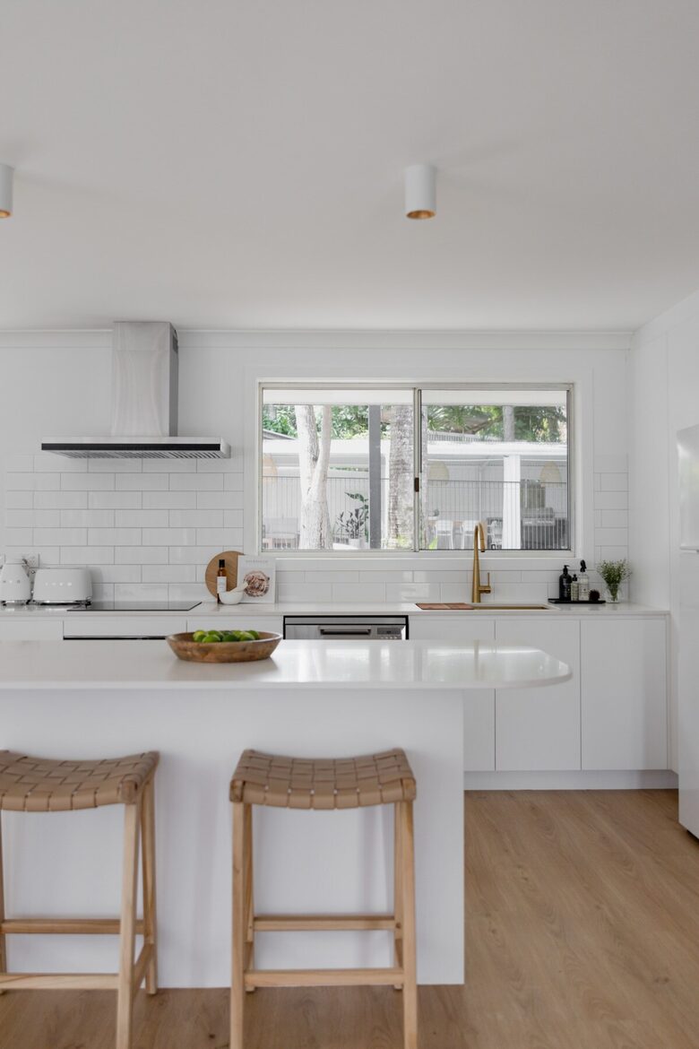 Modern Coastal Escape in the Heart of Bangalow - Bangalow, Australia