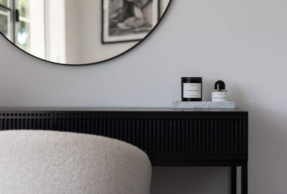 Modern Coastal Escape in the Heart of Bangalow - Bangalow, Australia