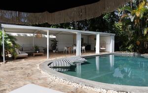 Modern Coastal Escape in the Heart of Bangalow - Bangalow, Australia