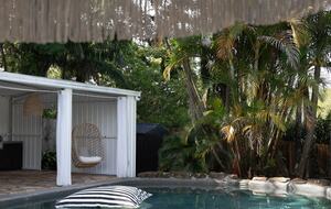 Modern Coastal Escape in the Heart of Bangalow - Bangalow, Australia