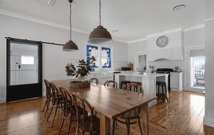 Elegant 1930's Revival in the Alpine Valleys - Tawonga, Australia