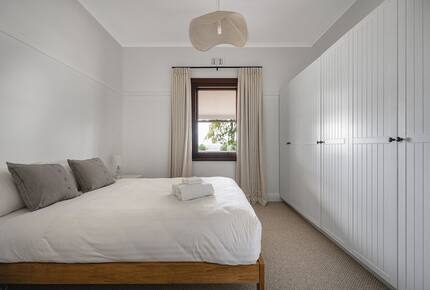 Elegant 1930's Revival in the Alpine Valleys - Tawonga, Australia