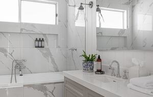 Elegant 1930's Revival in the Alpine Valleys - Tawonga, Australia