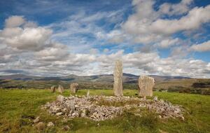 Charming Eco Retreat with Panoramic Valley Views - Bantry, Ireland