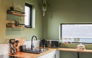 Charming Eco Retreat with Panoramic Valley Views - Bantry, Ireland