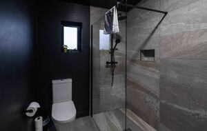 Charming Eco Retreat with Panoramic Valley Views - Bantry, Ireland