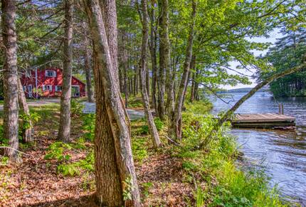 Classic Maine Charm with Panoramic Water Views - Nobleboro, Maine