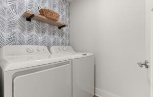 Wesley Oaks Charmer with Golf Cart and Garden Sanctuary - St. Simons Island, Georgia