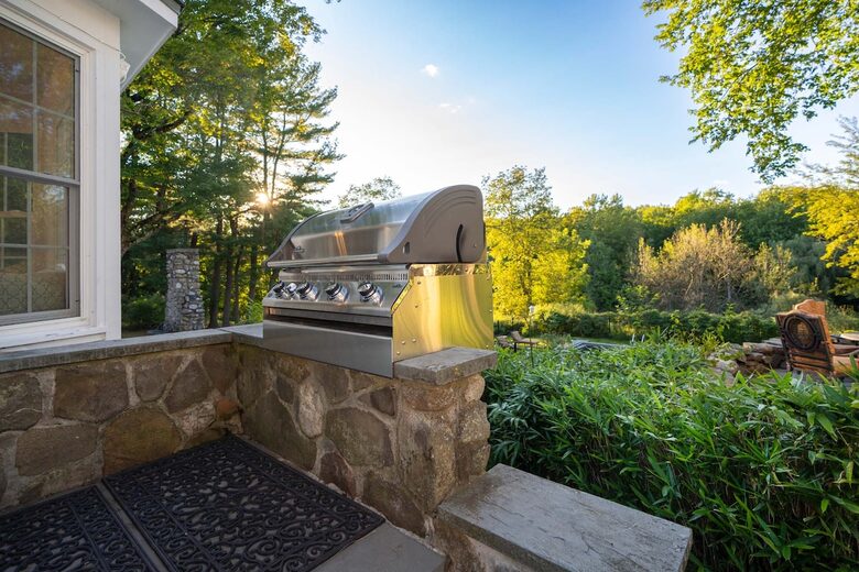 Historic Elegance Amid Goshen’s Rolling Hills - Goshen, New York