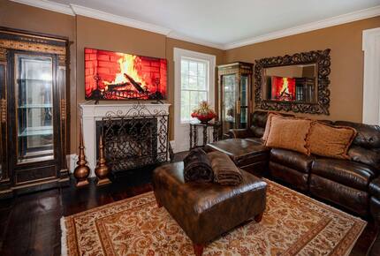 Historic Elegance Amid Goshen’s Rolling Hills - Goshen, New York