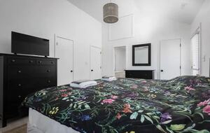 Stylish Corolla Retreat with Pool, Hot Tub & Ocean Views - Corolla, North Carolina