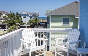 Stylish Corolla Retreat with Pool, Hot Tub & Ocean Views - Corolla, North Carolina