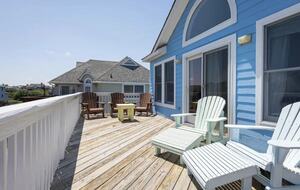 Stylish Corolla Retreat with Pool, Hot Tub & Ocean Views - Corolla, North Carolina