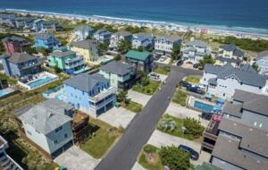 Stylish Corolla Retreat with Pool, Hot Tub & Ocean Views - Corolla, North Carolina