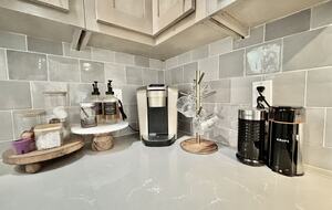 A Pine-Lined Haven Near Broken Bow Lake - Broken Bow, Oklahoma