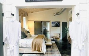 A Pine-Lined Haven Near Broken Bow Lake - Broken Bow, Oklahoma