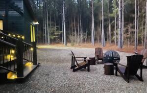 A Pine-Lined Haven Near Broken Bow Lake - Broken Bow, Oklahoma