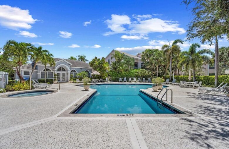 Elegant Jupiter Escape by the Sea - Jupiter, Florida