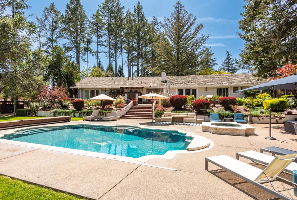 Private Wine Country Estate with Spa & Treehouse - Healdsburg, California