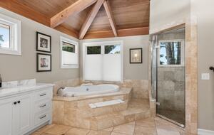 Private Wine Country Estate with Spa & Treehouse - Healdsburg, California
