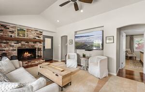 Private Wine Country Estate with Spa & Treehouse - Healdsburg, California