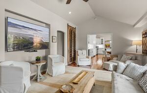 Private Wine Country Estate with Spa & Treehouse - Healdsburg, California