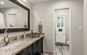 Private Wine Country Estate with Spa & Treehouse - Healdsburg, California