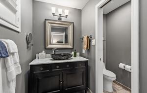 Private Wine Country Estate with Spa & Treehouse - Healdsburg, California