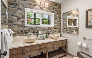 Private Wine Country Estate with Spa & Treehouse - Healdsburg, California