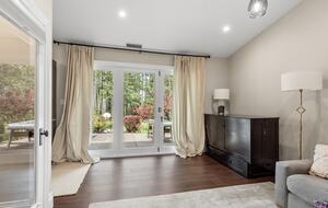 Private Wine Country Estate with Spa & Treehouse - Healdsburg, California