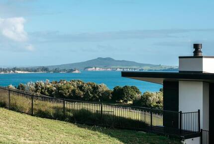 Crowning Jewel of Park Point - Waiheke Island, New Zealand