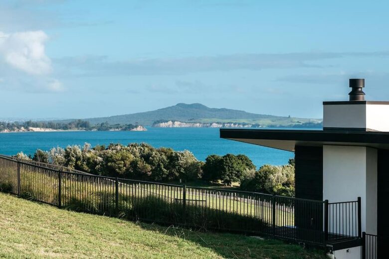 Crowning Jewel of Park Point - Waiheke Island, New Zealand