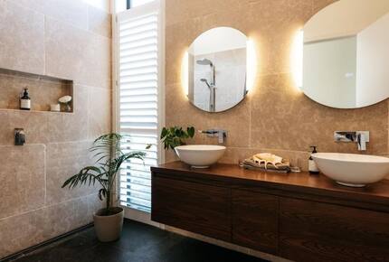 Crowning Jewel of Park Point - Waiheke Island, New Zealand