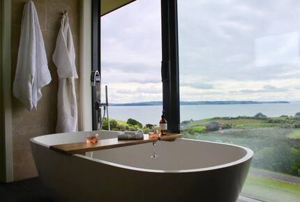 Crowning Jewel of Park Point - Waiheke Island, New Zealand