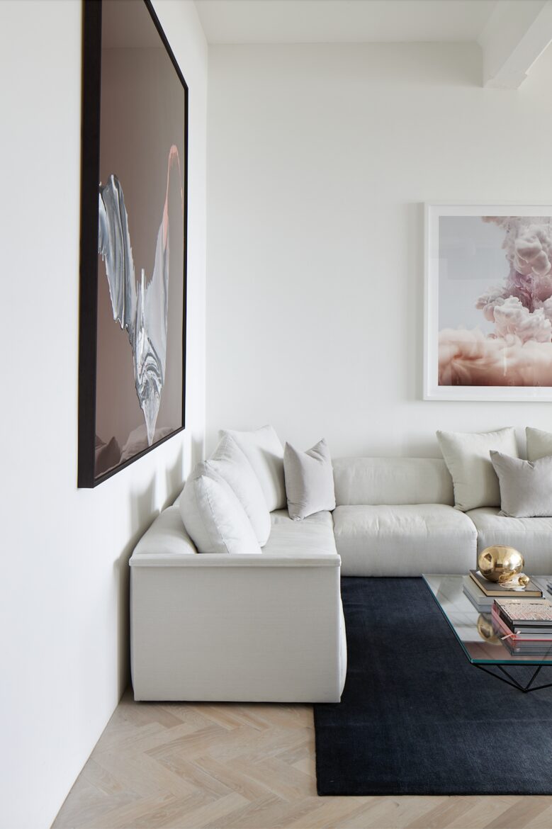 Light-Filled Urban Retreat in the Iconic Endeans Building - Auckland CBD, New Zealand
