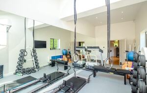 A Masterpiece of Elegance in Ascot’s Prestigious Enclave - Sunningdale, United Kingdom