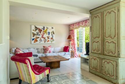 A Masterpiece of Elegance in Ascot’s Prestigious Enclave - Sunningdale, United Kingdom