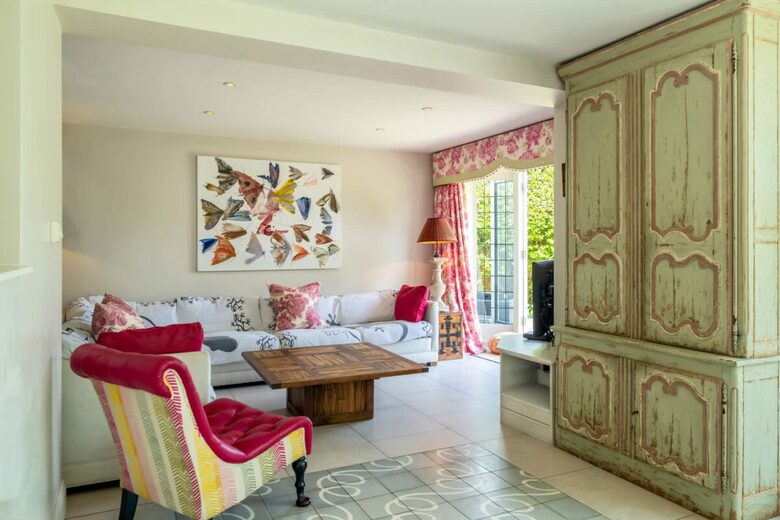 A Masterpiece of Elegance in Ascot’s Prestigious Enclave - Sunningdale, United Kingdom