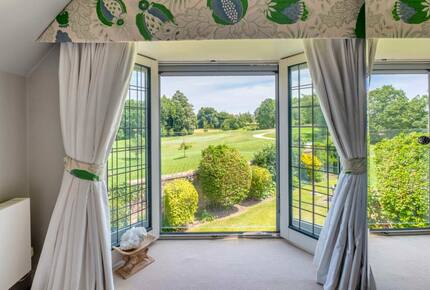 A Masterpiece of Elegance in Ascot’s Prestigious Enclave - Sunningdale, United Kingdom