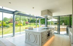 A Masterpiece of Elegance in Ascot’s Prestigious Enclave - Sunningdale, United Kingdom