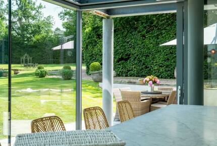 A Masterpiece of Elegance in Ascot’s Prestigious Enclave - Sunningdale, United Kingdom