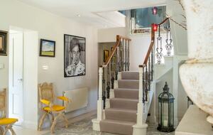 A Masterpiece of Elegance in Ascot’s Prestigious Enclave - Sunningdale, United Kingdom