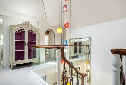 A Masterpiece of Elegance in Ascot’s Prestigious Enclave - Sunningdale, United Kingdom